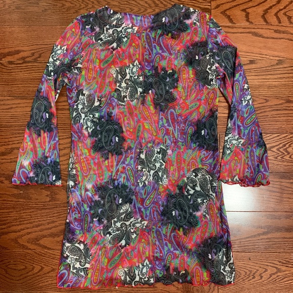 Hip Up Cover Up - Picture 4 of 4